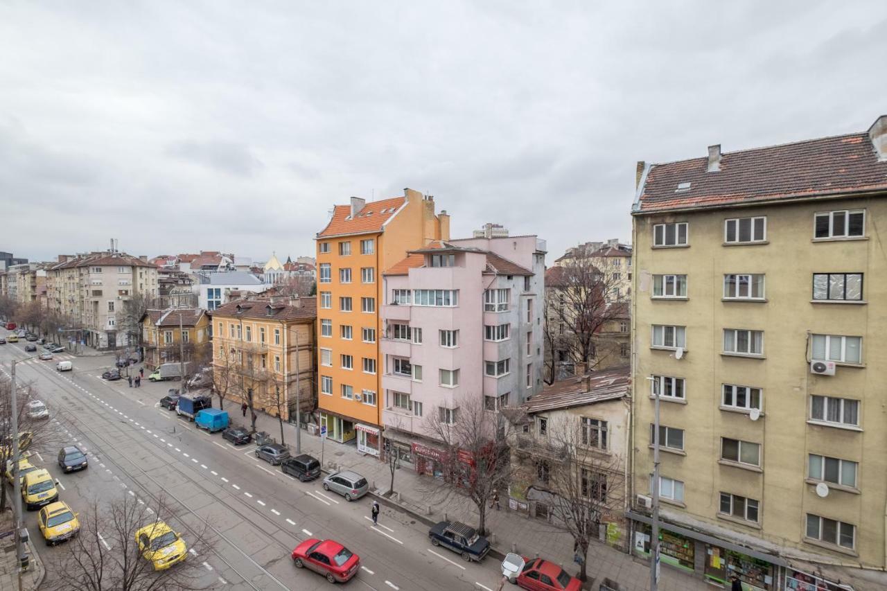 Modern 2 Bedroom Apartment Next To Vitosha Str. Sofia Exterior photo